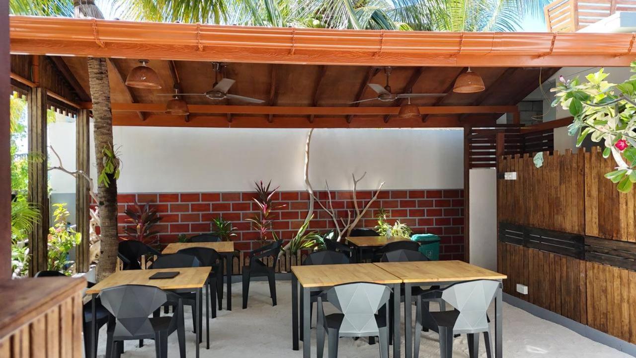 Seascape Retreats Dhigurah Hotel Digura Kültér fotó