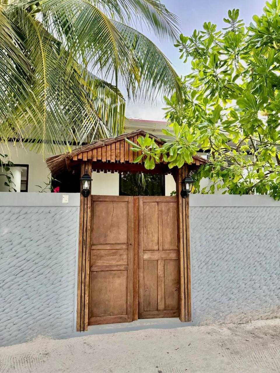 Seascape Retreats Dhigurah Hotel Digura Kültér fotó